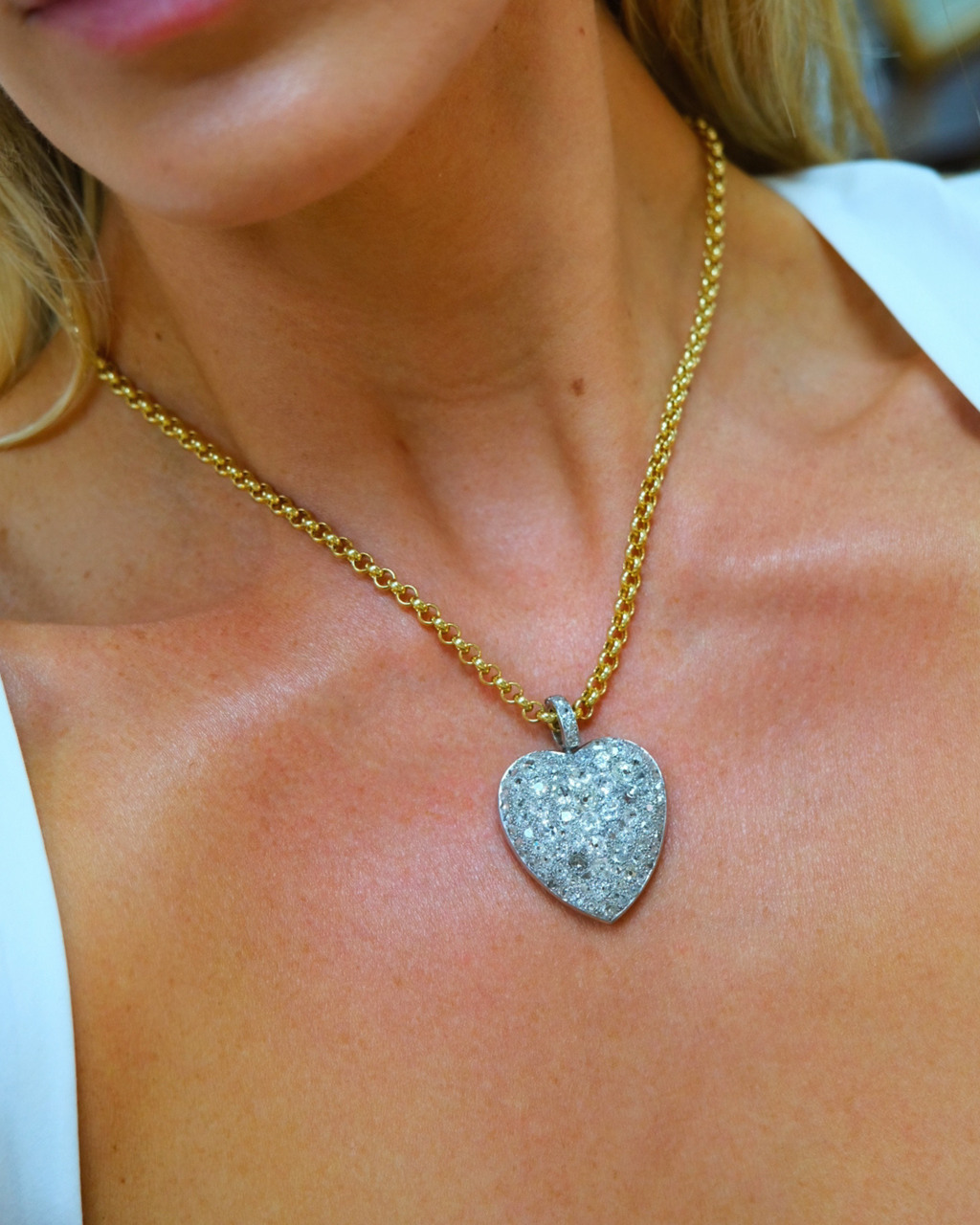 Victorian Heart Pendant on an 18KYG Rolo Chain