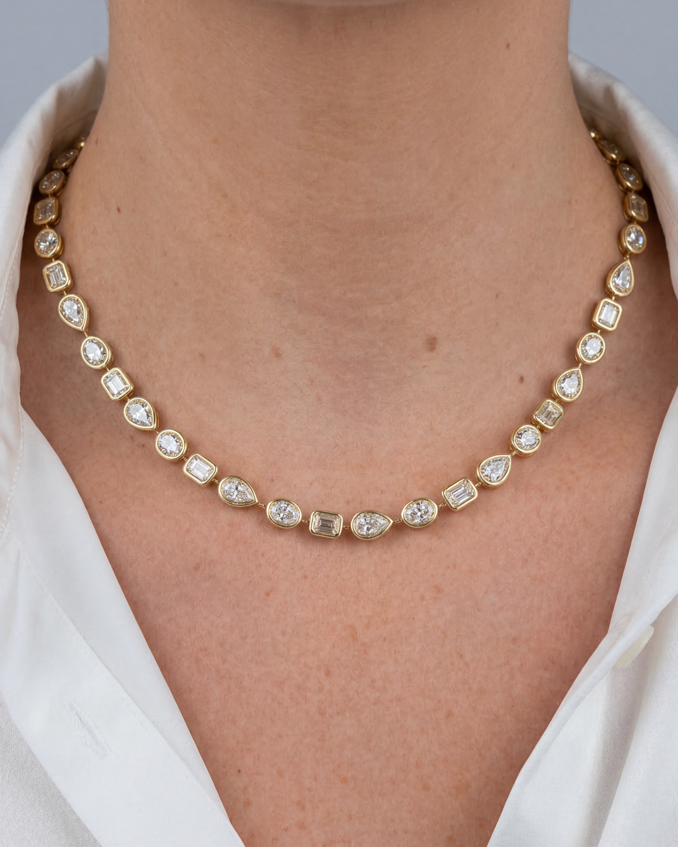 18KYG & Bezel Set Diamond Necklace