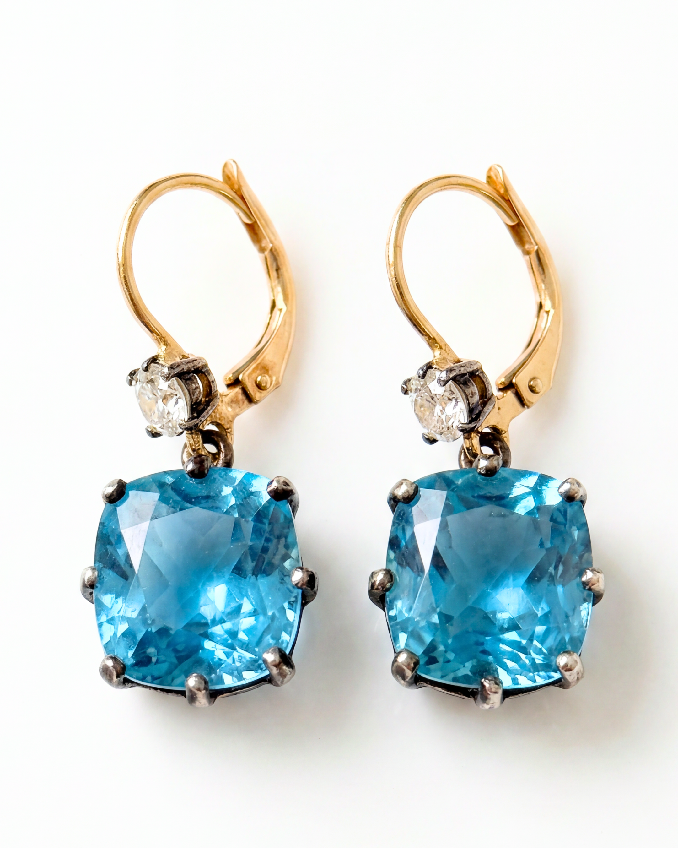 18KYG, Diamond & Blue Zircon Earrings