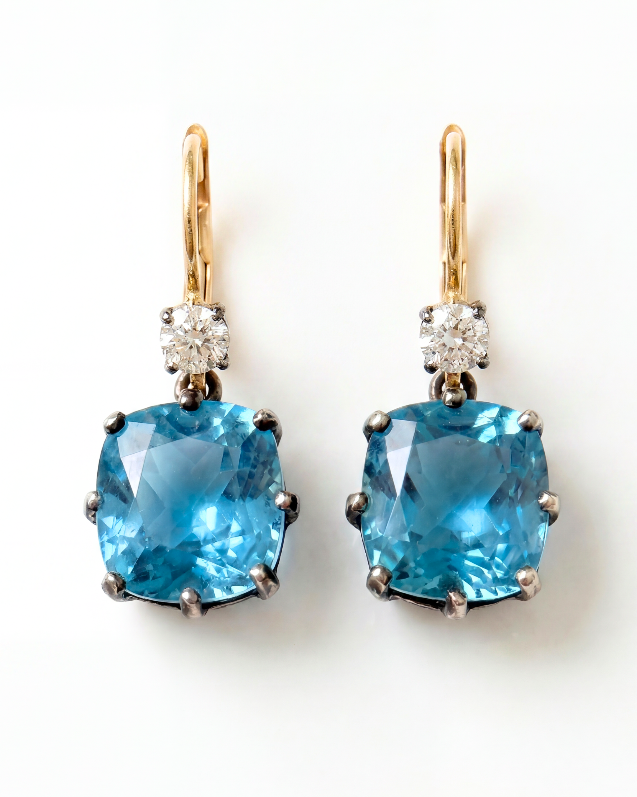 18KYG, Diamond & Blue Zircon Earrings