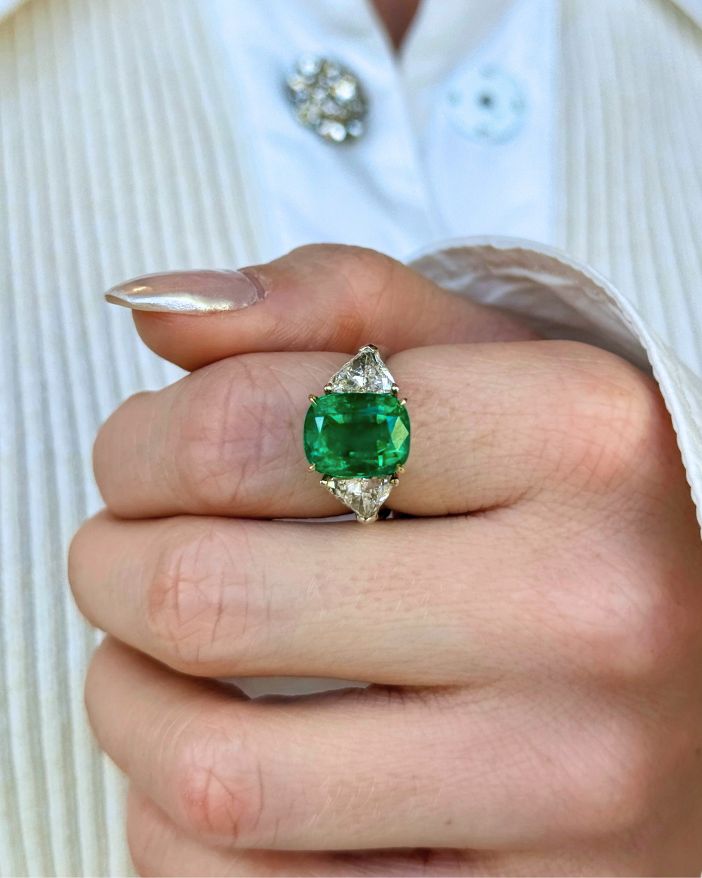 Platinum, Colombian Emerald & Diamond Ring