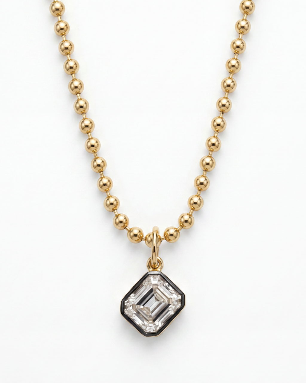 18KYG & Emerald Cut Diamond Necklace