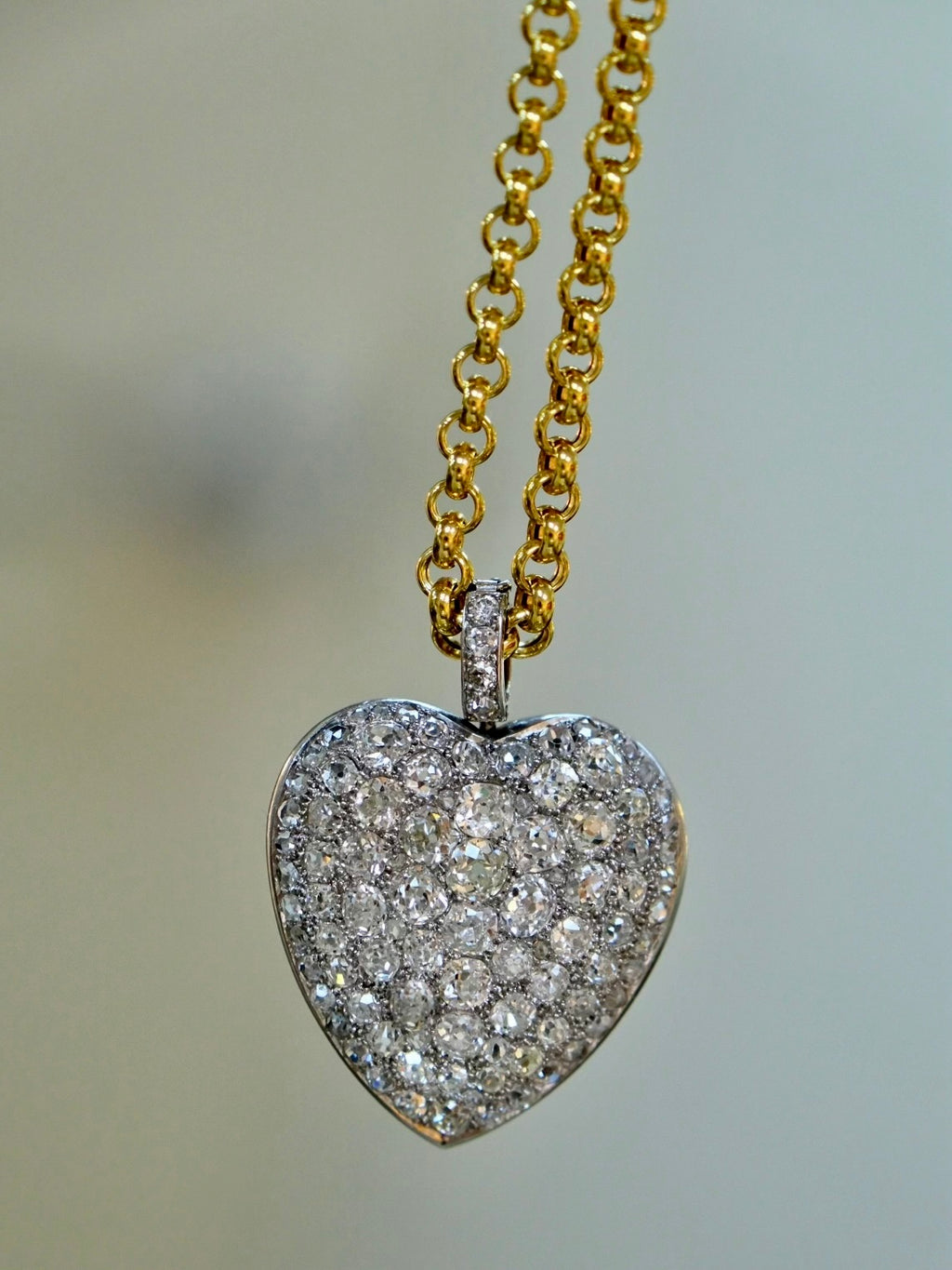 Victorian Heart Pendant on an 18KYG Rolo Chain