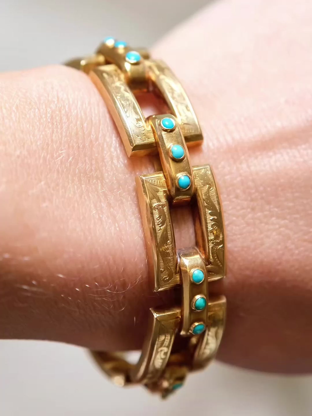 18KYG Victorian Turquoise Bangle