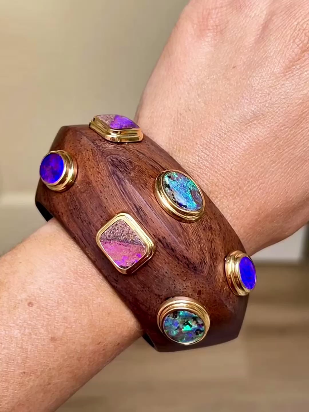 18KYG, Wood & Boulder Opal Cuff