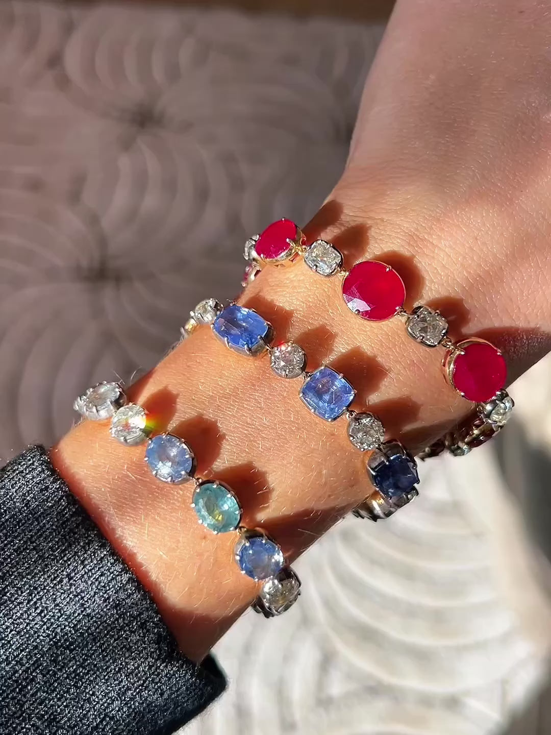 18KYG Sapphire & Diamond Button Back Bracelet