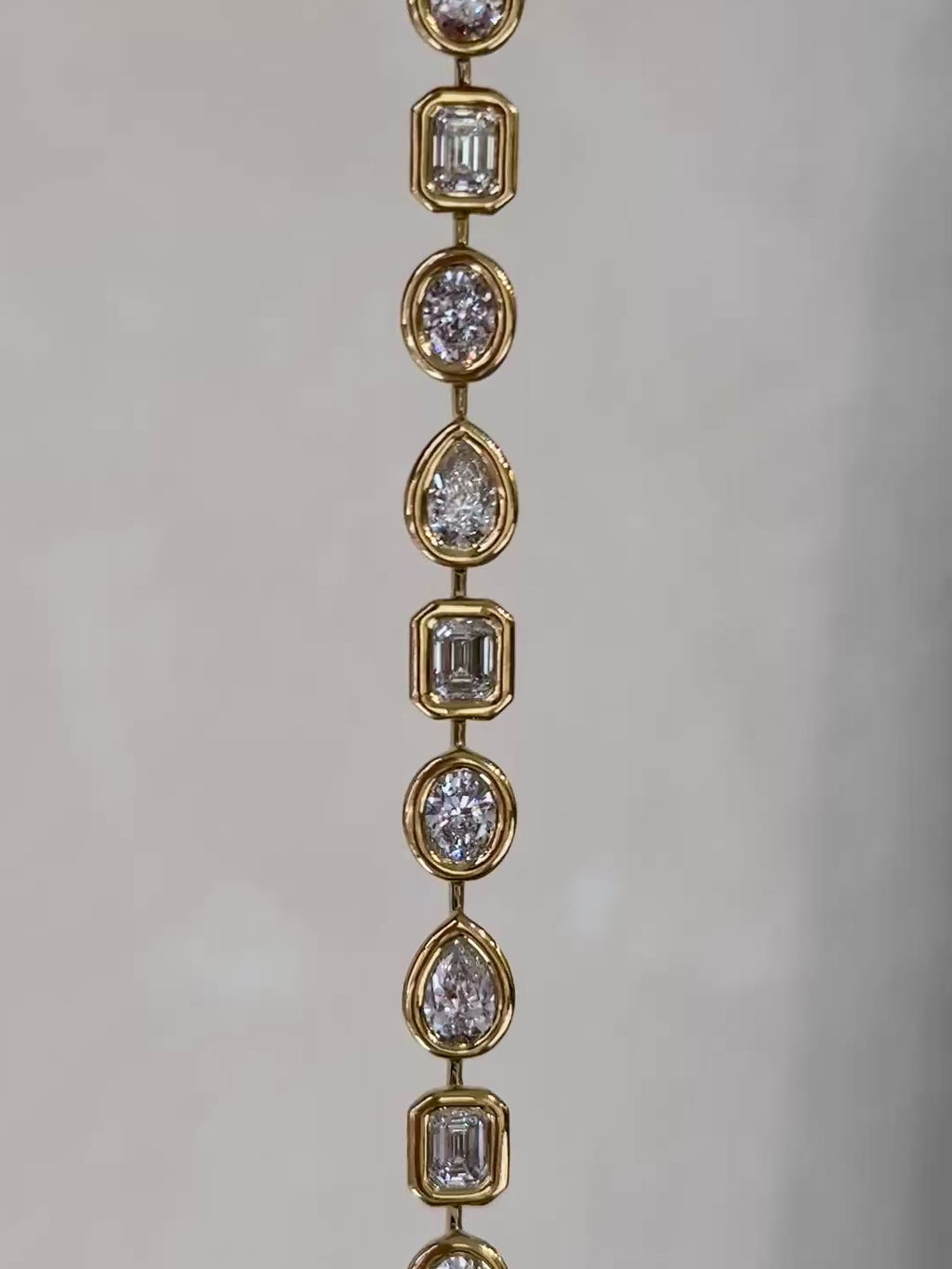 18KYG & Bezel Set Diamond Necklace