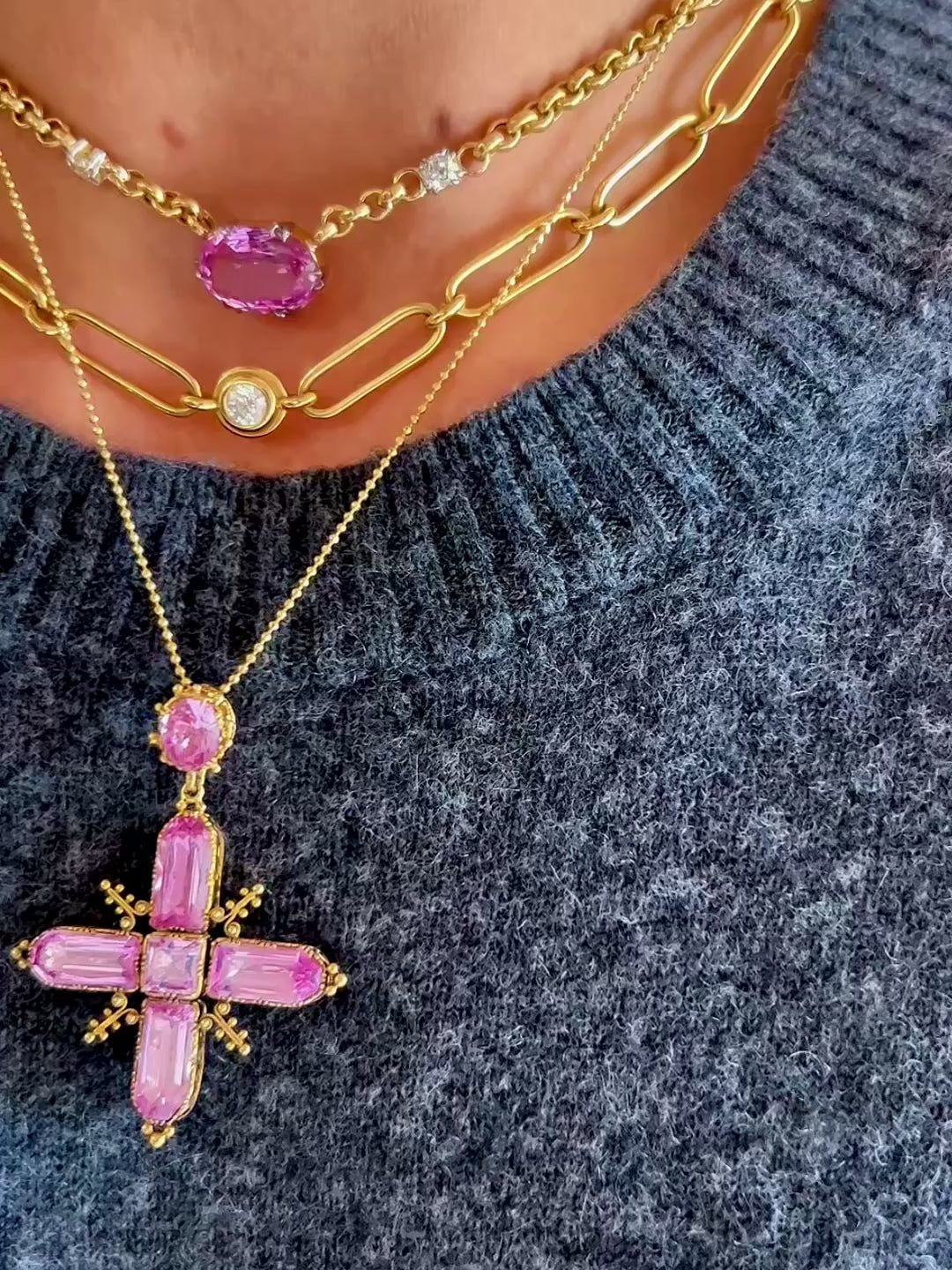 18KYG & Pink Topaz Cross Pendant c1830